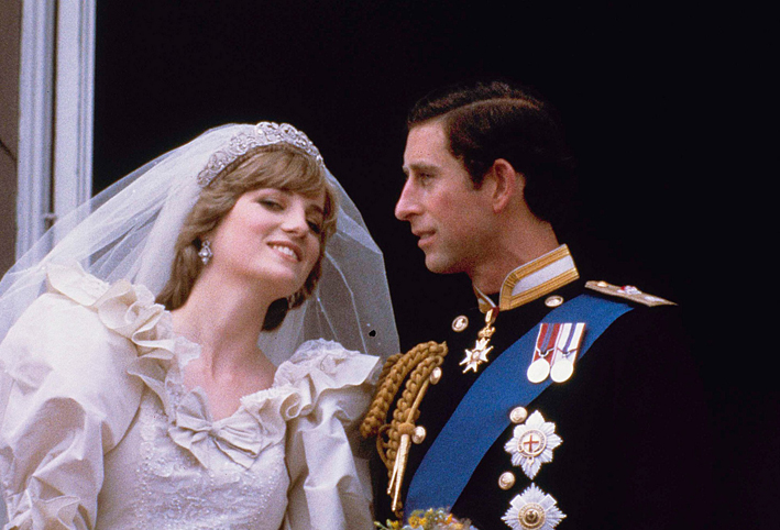 هل أُجبر الأمير تشارلز على الزواج من ديانا