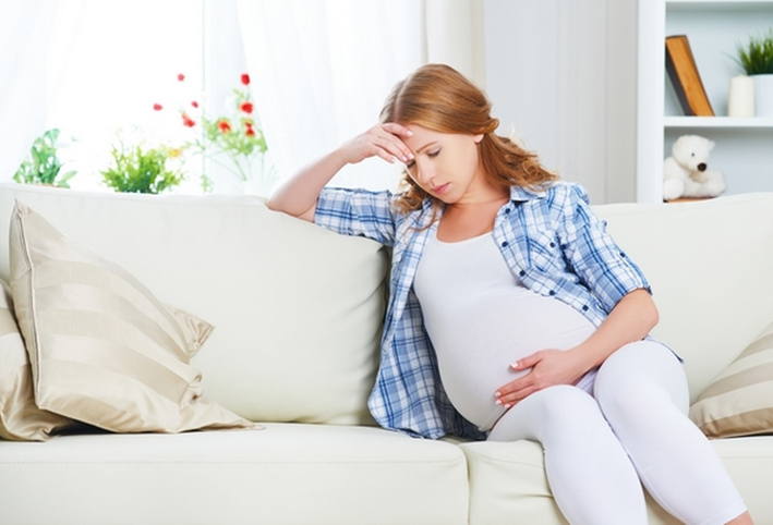 معاناة الأم من الإجهاد أثناء الحمل يؤثر على مخ الطفل