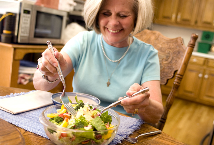 الخضروات تساعد في الحفاظ على صحة الأوعية الدموية للسيدات الأكبر سنًا