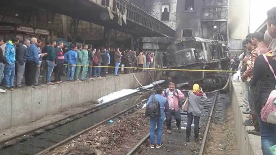 بالفيديو .. مصابين .. جثث متفحمة .. تفاصيل حريق محطة مصر 