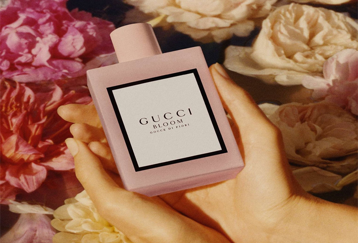 عطر جوتشي الجديد يغمرك بزهور الربيعGucci Bloom Gocce di Fiori