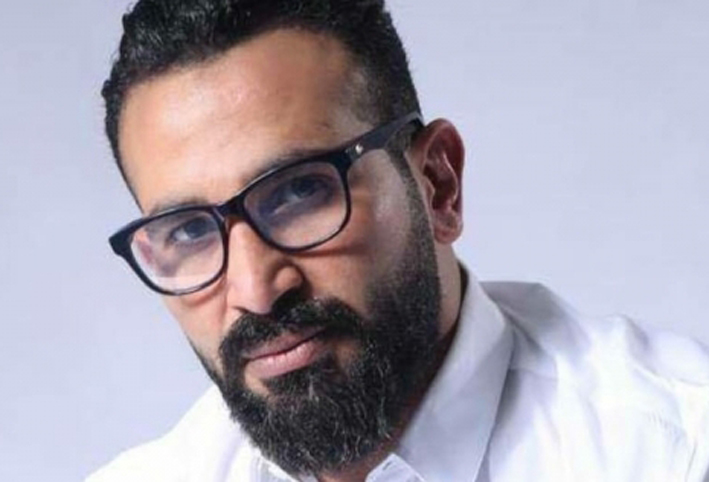 بعد طلاق سمية الخشاب .. هل يعتزل أحمد سعد الفن؟