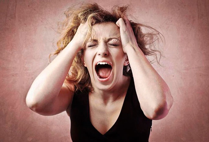 فوائد غير متوقعة للصراخ والصوت العالي