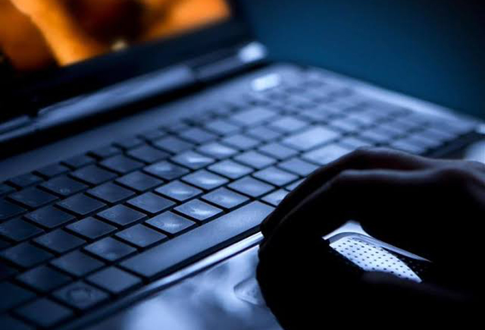 دراسة تكشف آثار خطيرة لمشاهدة الأفلام الإباحية