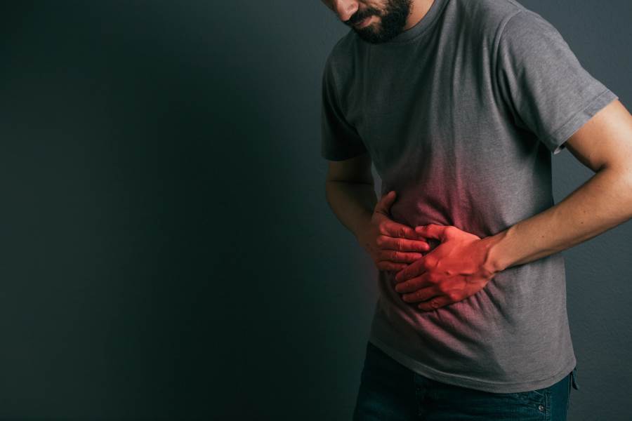 أتناول عقار «لوزك» لعلاج التهابات قرحة المعدة، هل الأفضل تناوله في الصباح أم المساء. وهل يمكن تناوله فترة أطول من أسبوعين؟