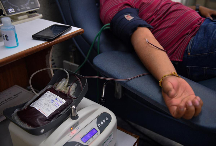 التبرع بالدم علاج فعال لـ فيروس كورونا