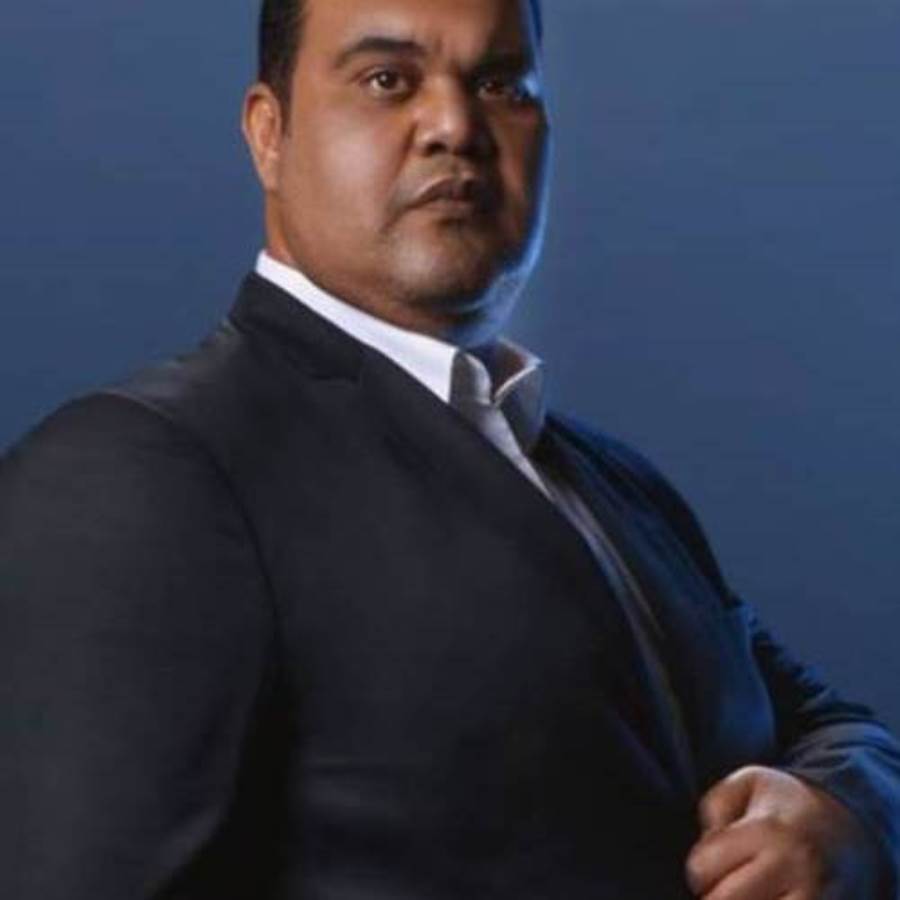 شاهد .."شارب" أحمد فتحى يشعل السوشيال ميديا