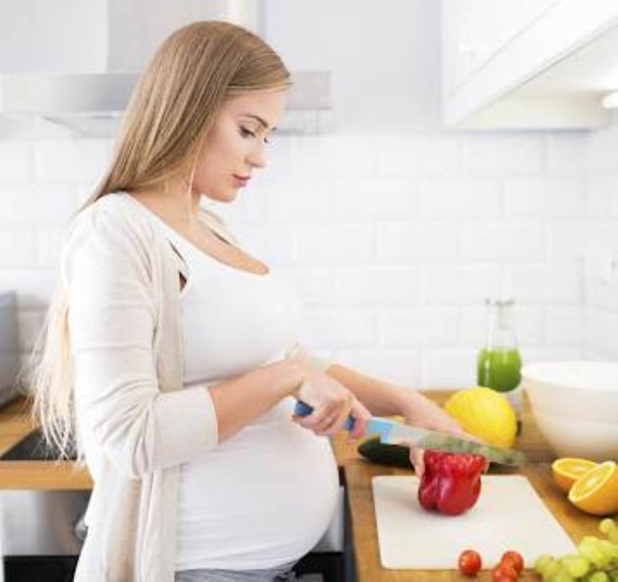 أطعمة هامة للمرأة فى بداية حملها
