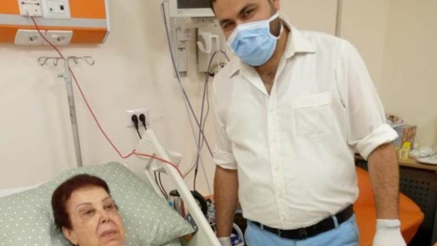 إصابة الطبيب المعالج لرجاء الجداوى