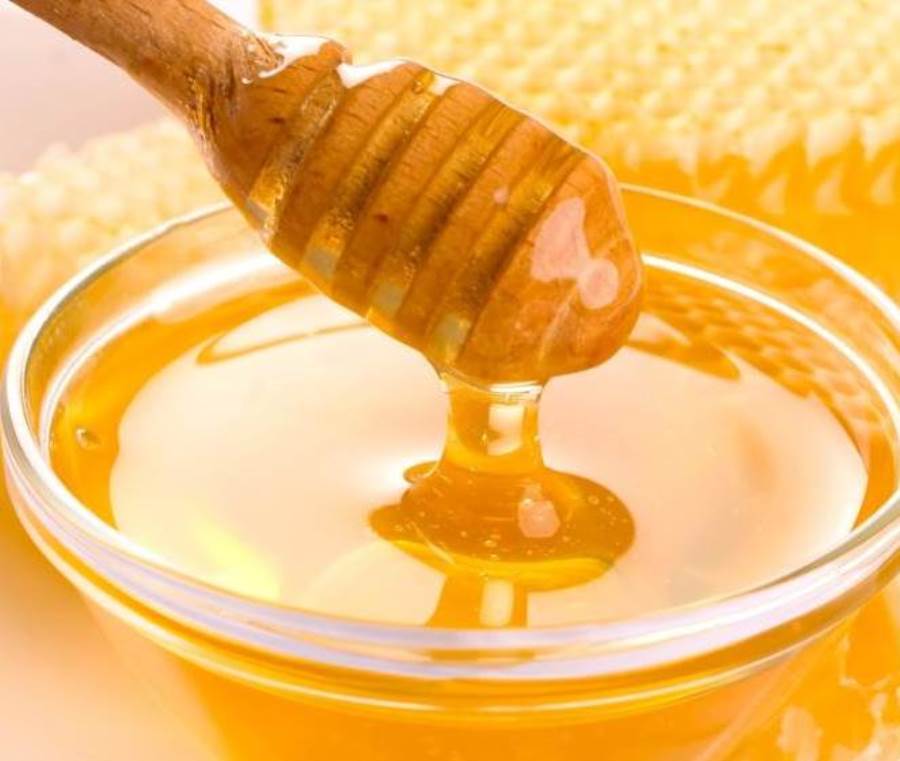 خطورة الإفراط في تناول عسل النحل يوميا .. إليكِ التفاصيل