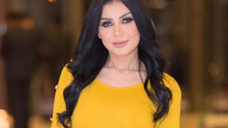 منى ممدوح