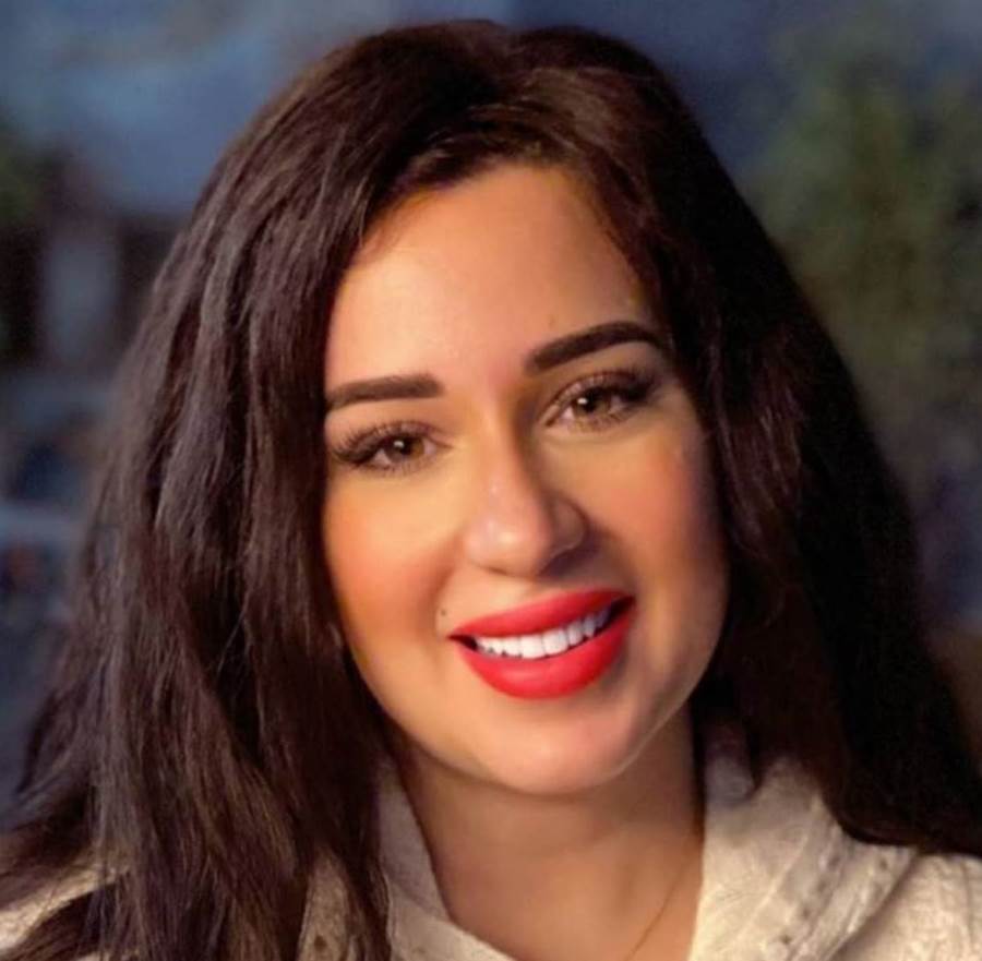 أسما شريف منير بأطلالة جذابة..!