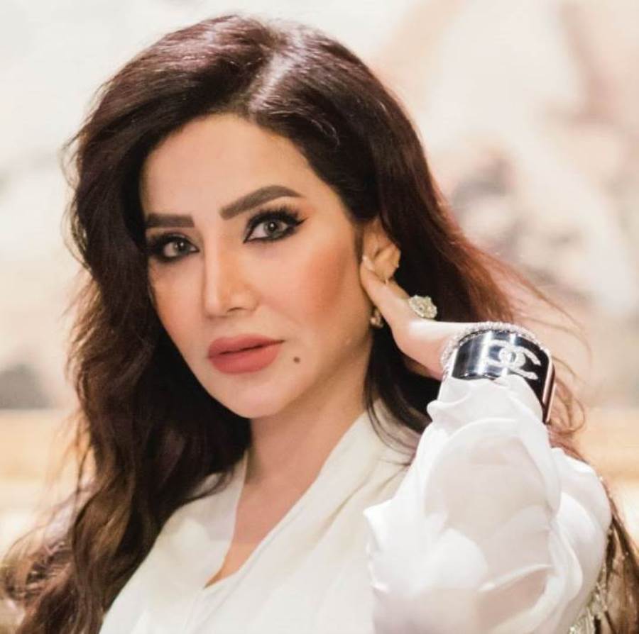 للشياكة والأناقة عنوان الفنانة" لجين عمران" بإطلالة جديدة جذابة..!