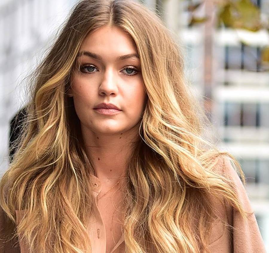 شاهد .. جيجي حديد وهي حامل فى احدث جلسة تصوير