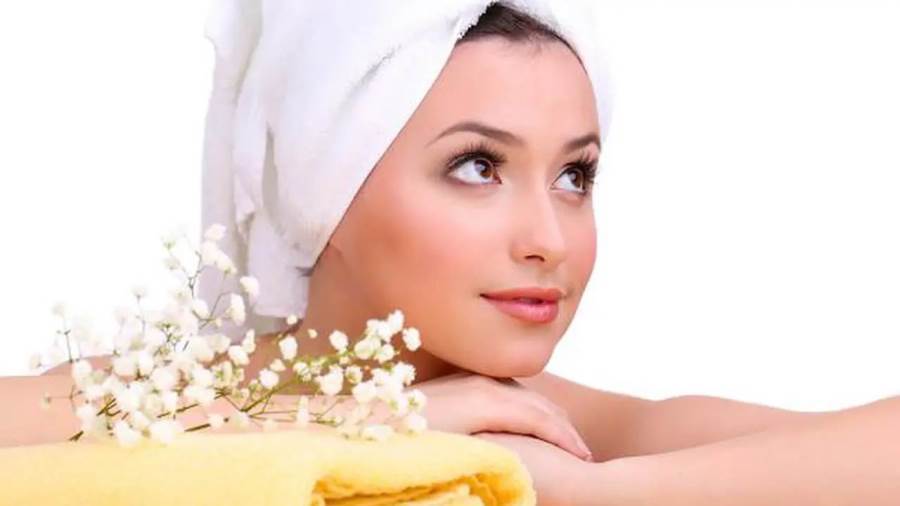 طرق سهلة لإزالة شعر الوجه