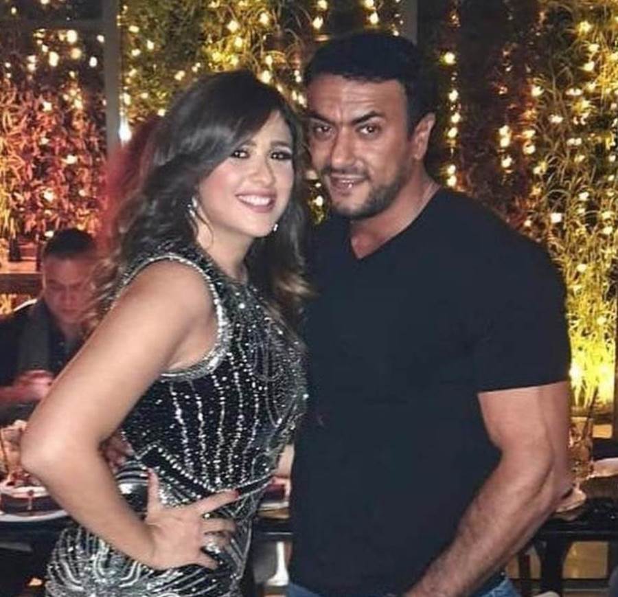 أحمد العوضي يكشف فارق السن بينه وبين ياسمين عبد العزيز