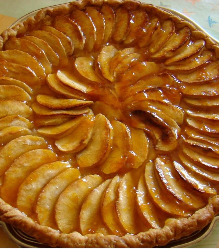 كيكة التفاح الشهية