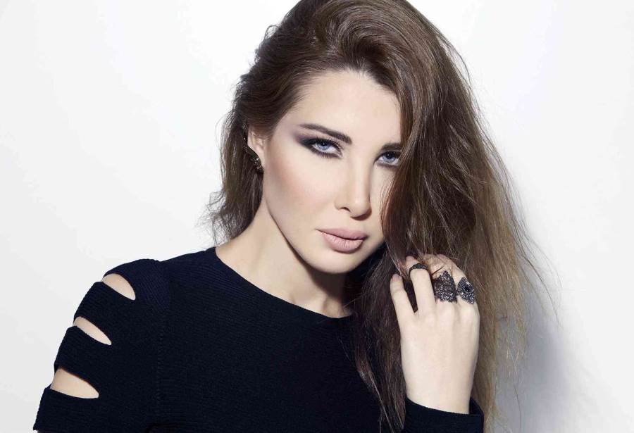 شاهد .. نانسى عجرم متألقة فى إطلالة صباحية 