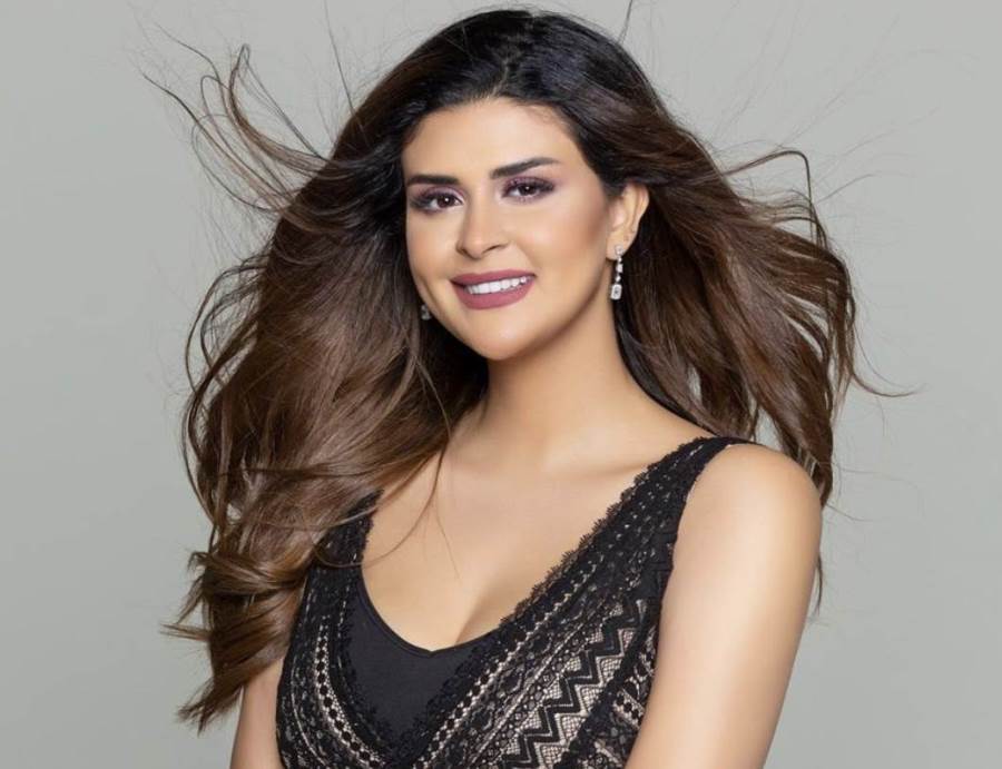 سلمى رشيد تتألق بالقفطان المغربي