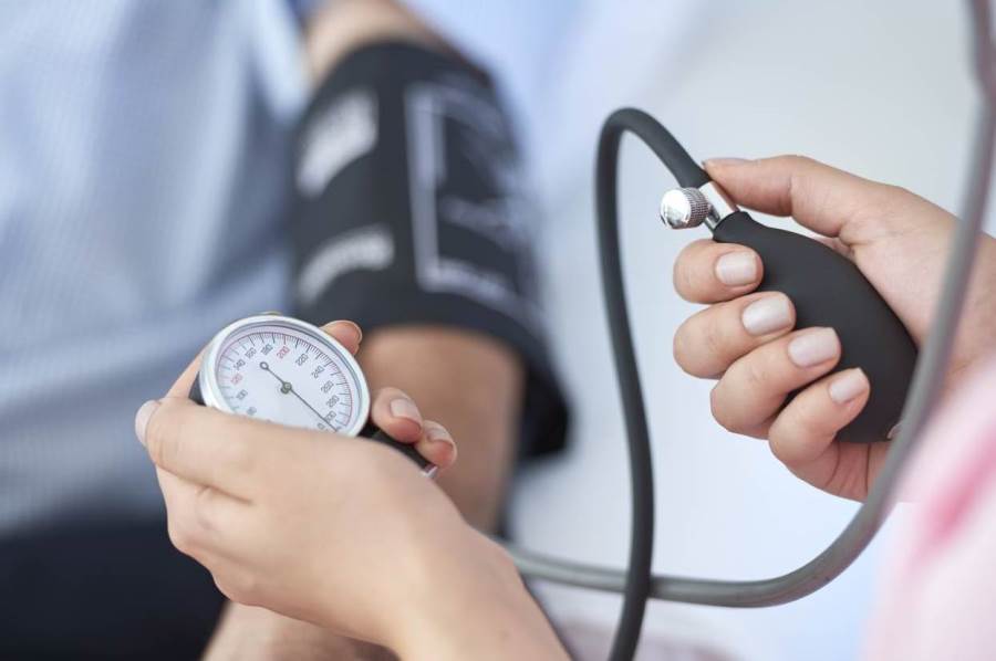 كيف يؤثر ارتفاع ضغط الدم على حالتك المزاجية وصحتك النفسية؟