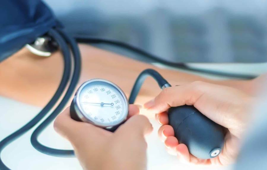 دراسة تكشف عن سبب الإصابة بـ ارتفاع ضغط الدم
