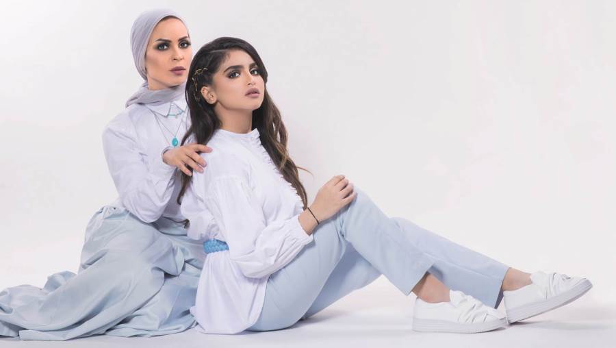 هل تحبس حلا الترك والدتها بسبب 200 ألف دينار؟