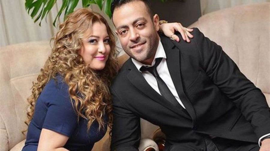 تامر عاشور وطليقته