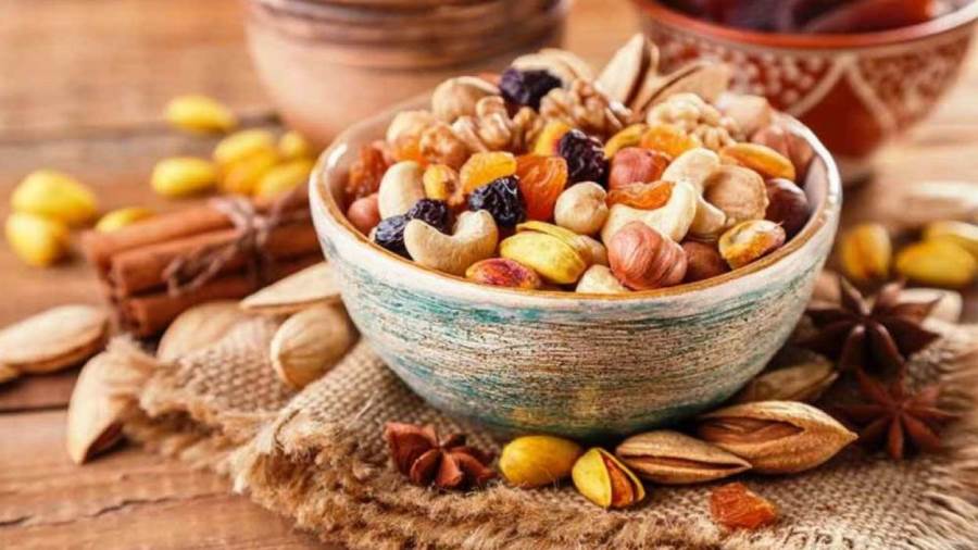 هل الإفراط فى الفواكة المجففة يتسبب فى اضطرابات المعدة