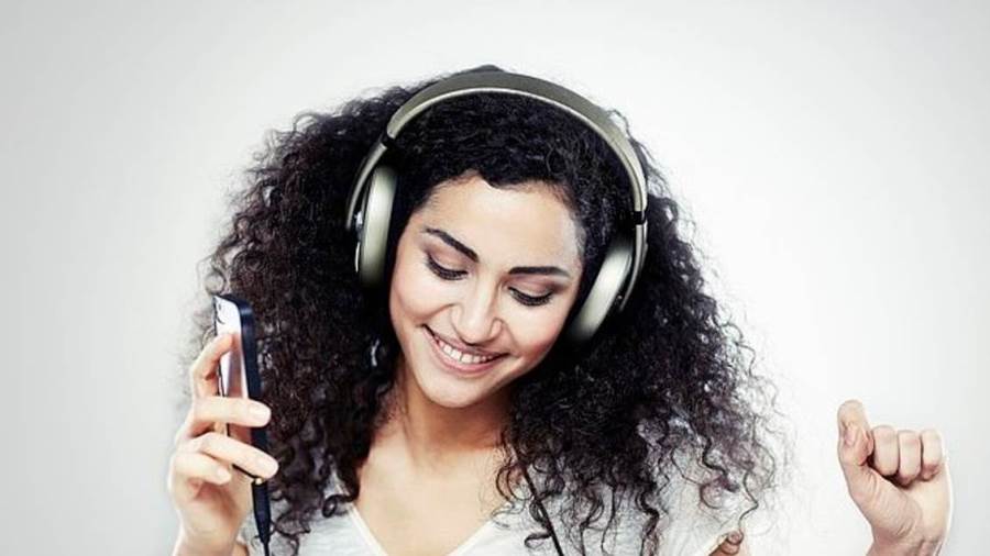 الاستماع للموسيفي