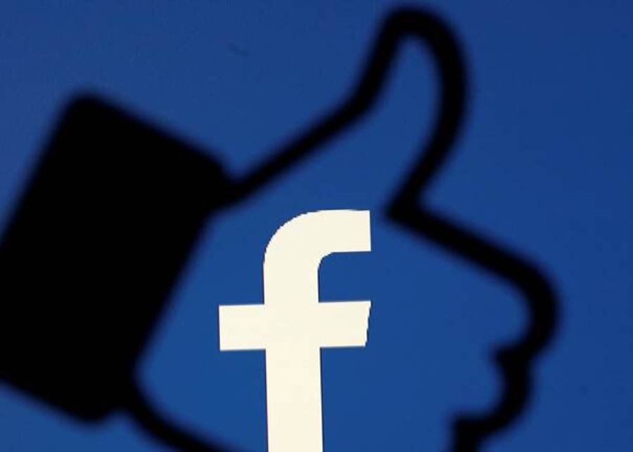 "فيسبوك" تلغي زر الإعجاب على الصفحات العامة