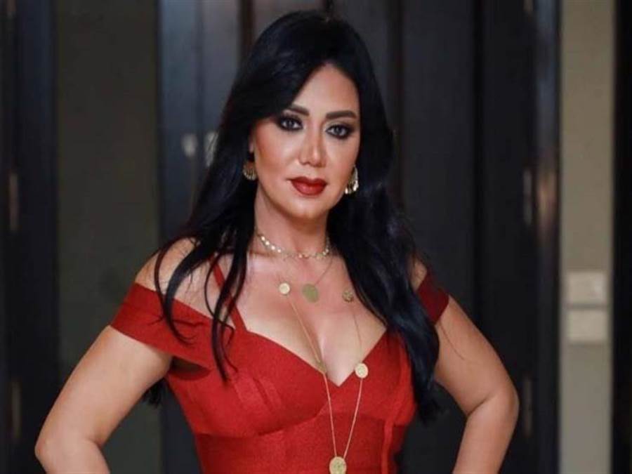 رانيا يوسف للبنات:" الجواز بيبوظ أي حاجة حلوة ولو حبيت هكمل قصة حب من غير زواج"