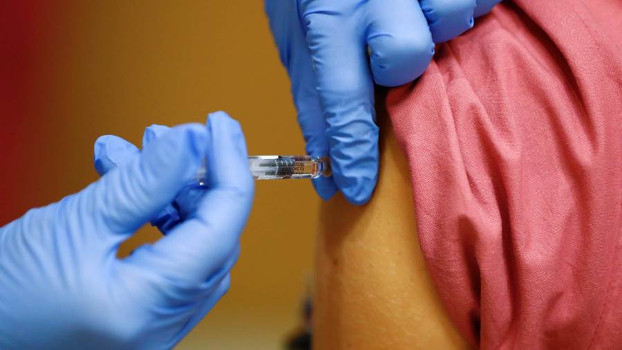 لقاح كورونا