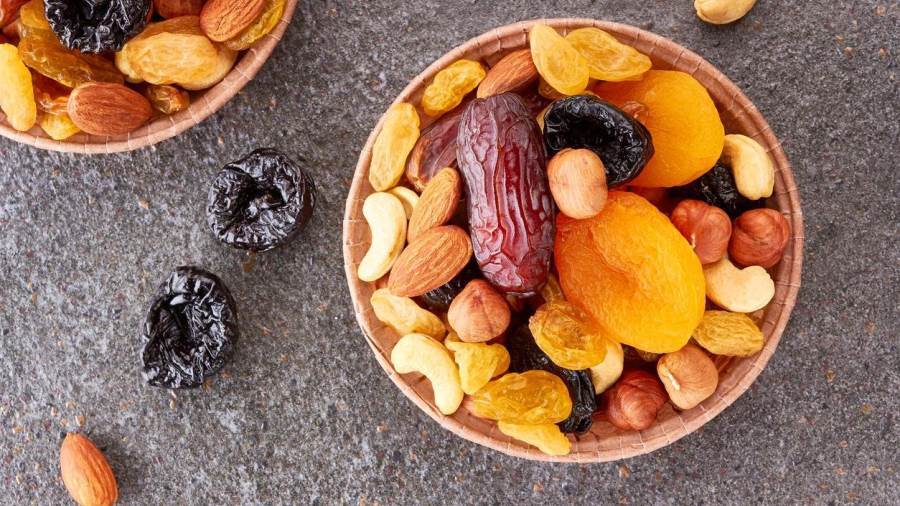 فواكه جافة
