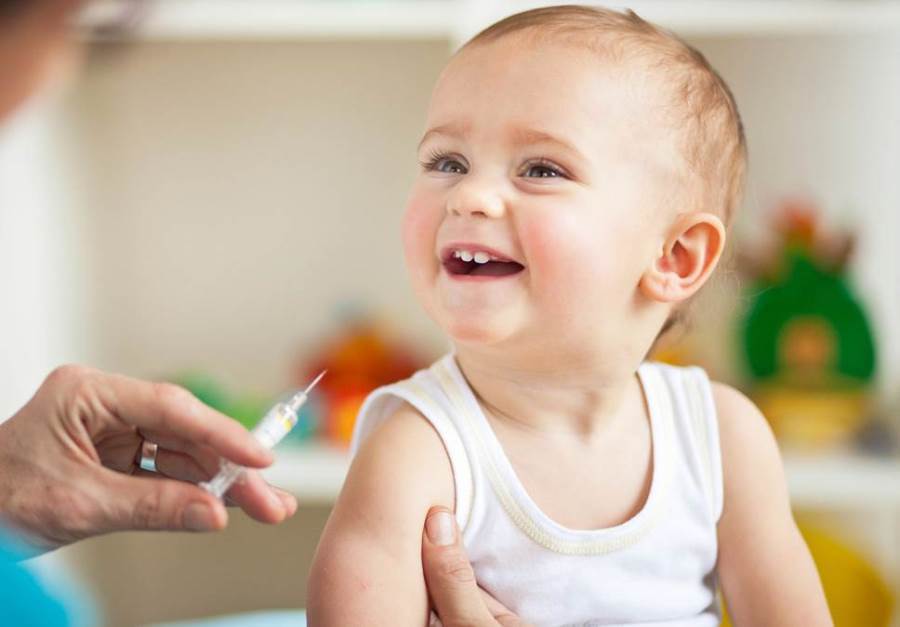 انتبهي .. قبل تطعيم طفلك بـ الجرعة الثانية ضد شلل الأطفال