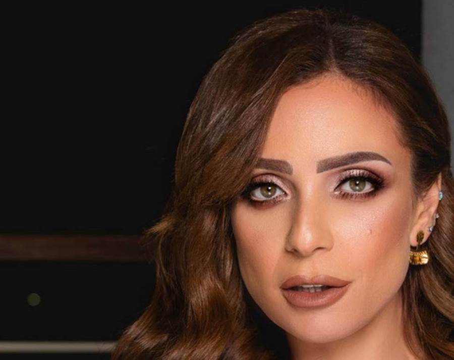  ريم البارودي تثير الجدل بفستان قصير