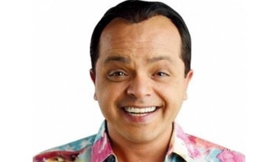 محمد هنيدي يطلق مسابقة جديدة 