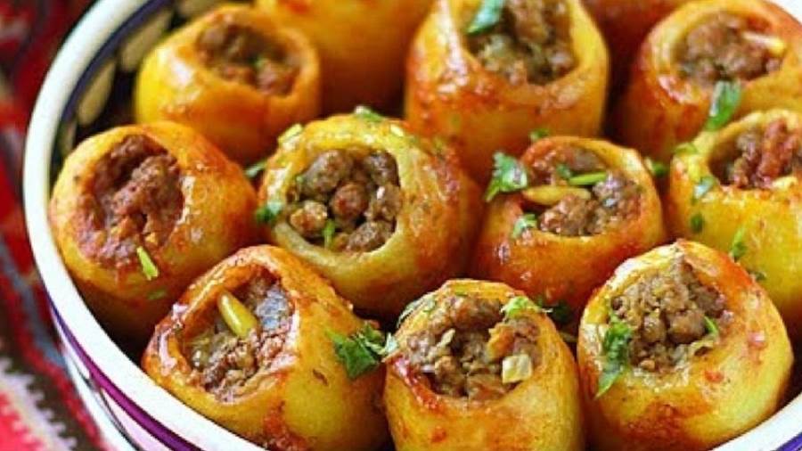 بطاطس مشوية محشية
