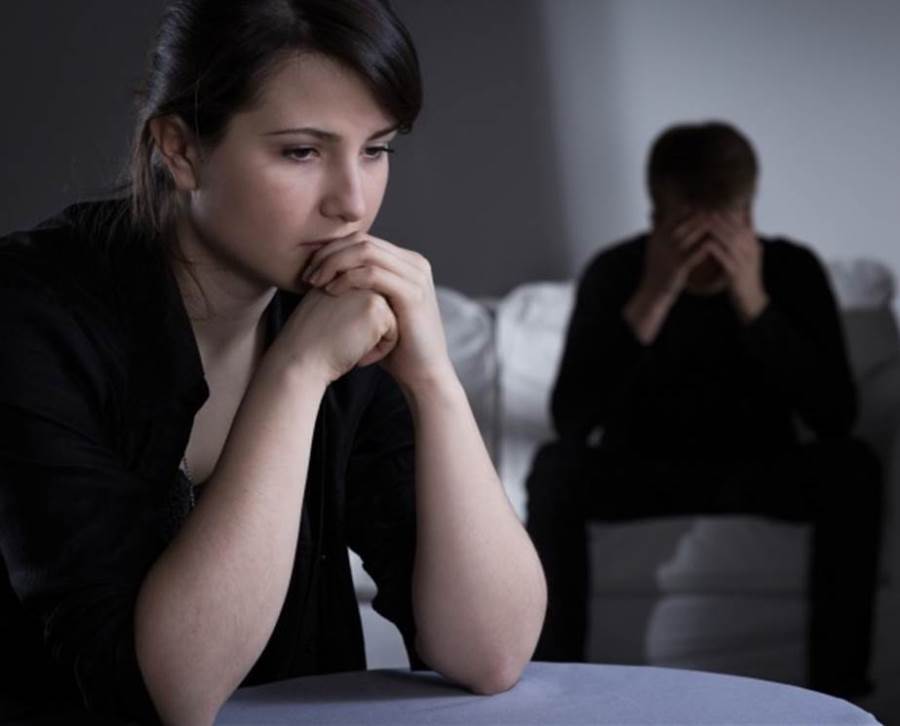 اسباب وطرق التخلص من اكتئاب بعد الزواج