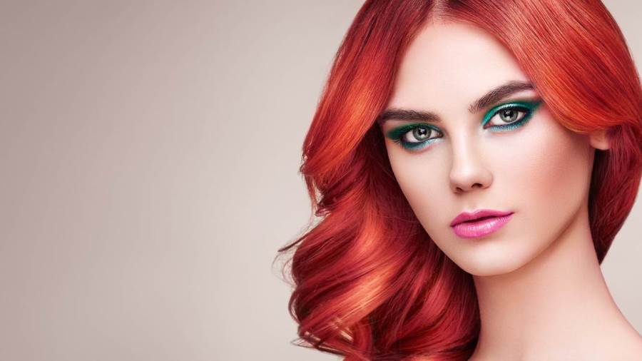 الشعر الاحمر