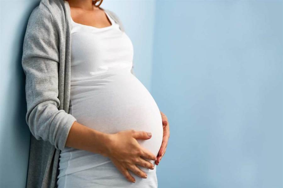 ماهى أعراض الحمل بتوأم بعد الحقن المجهري؟