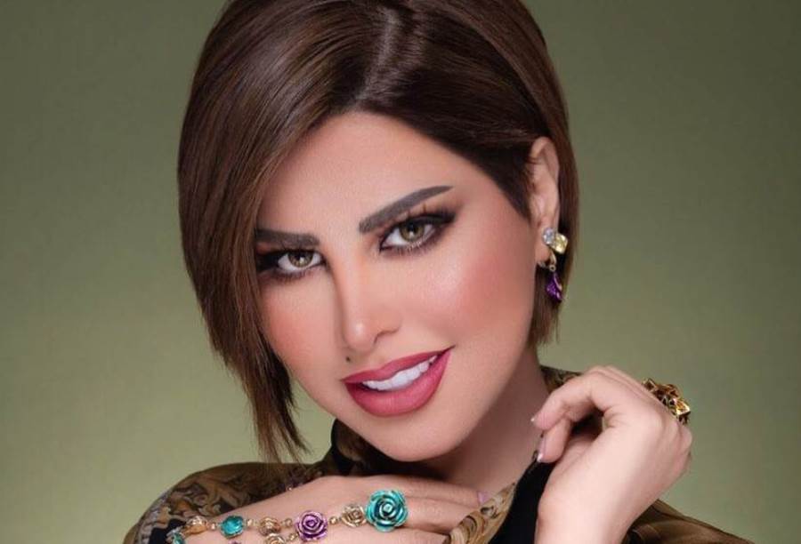 شمس الكويتية تخطف الانظار بالأزرق