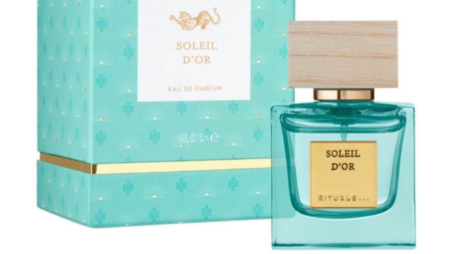 عطر نسائي