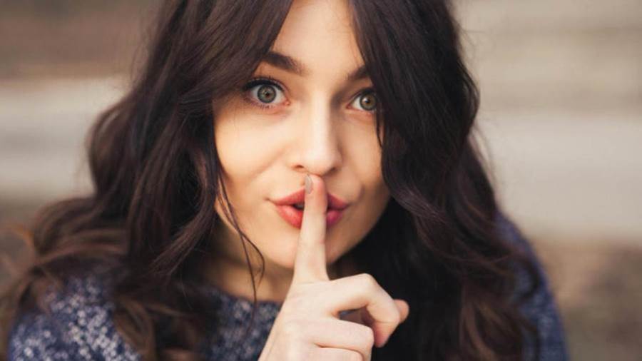 بلاش تحكيها