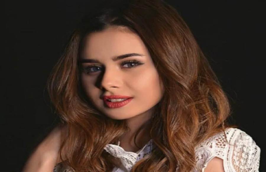 قبل أيام من حفل زفافهما .. انفصال منة عرفة عن زوجها محمود المهدي 