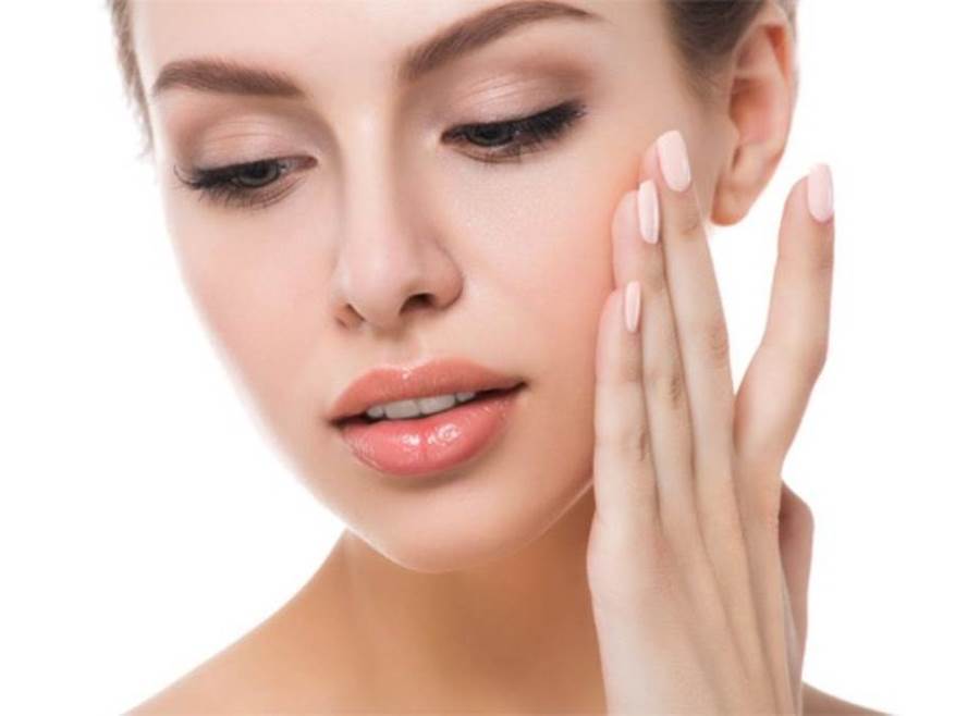 إحذرى .. 5 أخطاء فى العناية بالبشرة تسبب كوارث على المدى البعيد