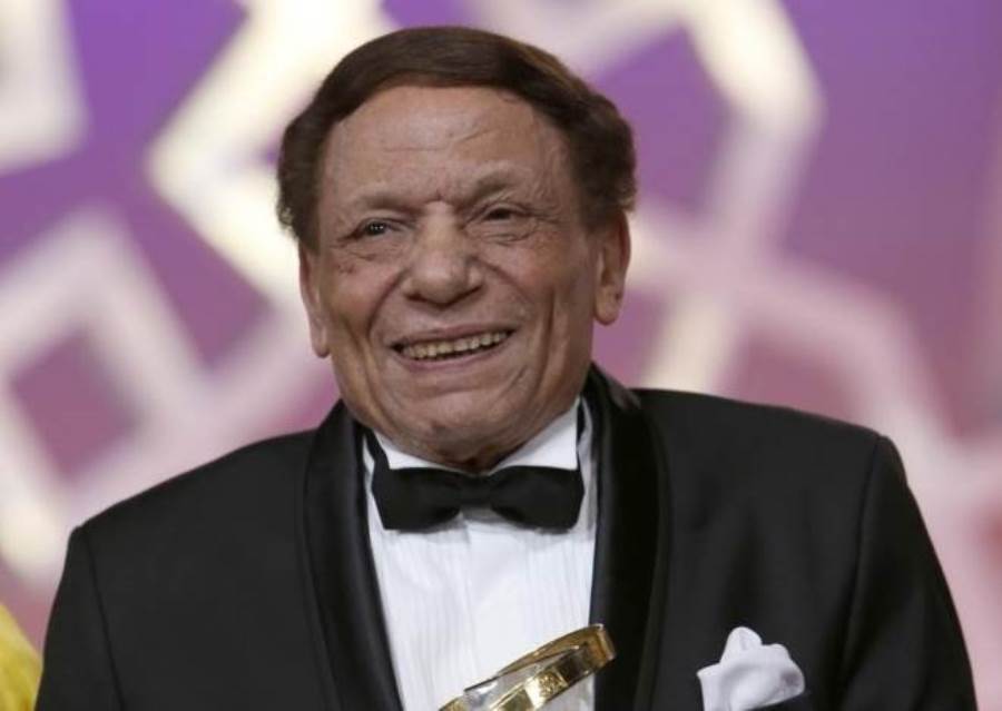 عادل إمام يبحث عن الشكل النهائي لـ الواد وأبوه .. اعرف تفاصيل الفيلم الجديد