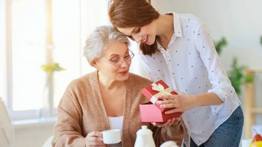 هدايا لحماتك