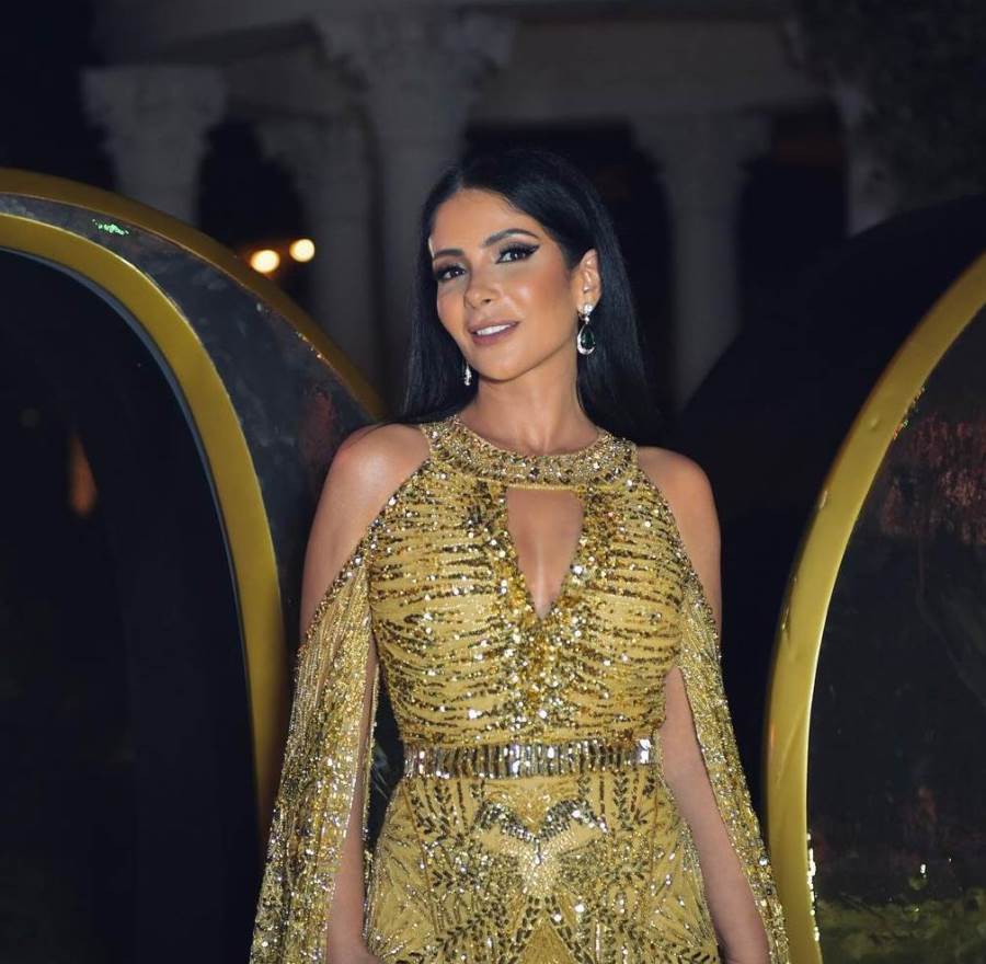 منى زكي توجّه رسالة لجمهورها عن الستر .. اعرفى التفاصيل
