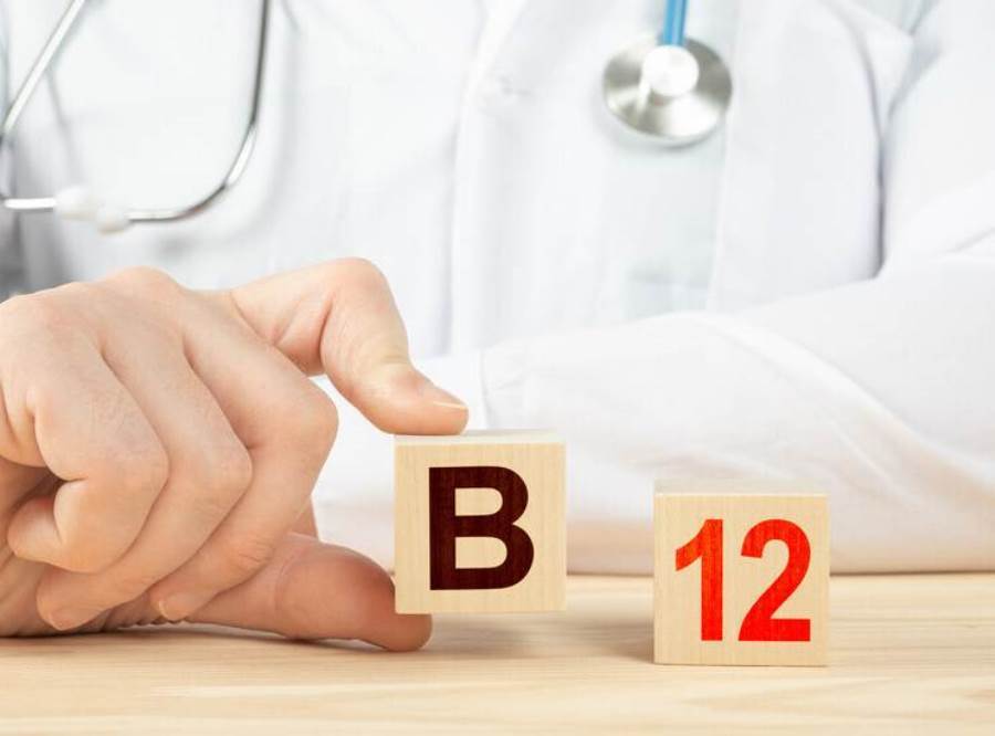 طريقة لتحديد نقص فيتامين B12 دون اختبار