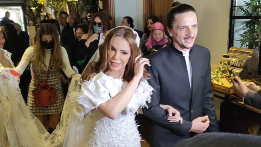 زفاف دنيا عبد العزيز